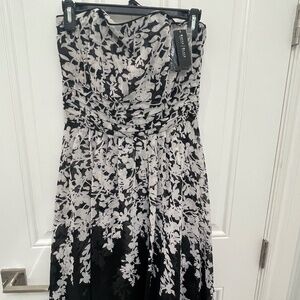 WHBM Sleeveless Dress. NWT. Size 4